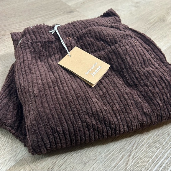 Reformation Pants - NWT Reformation 100% Organic Cotton Preston Baggy Straight Corduroy Pant 31